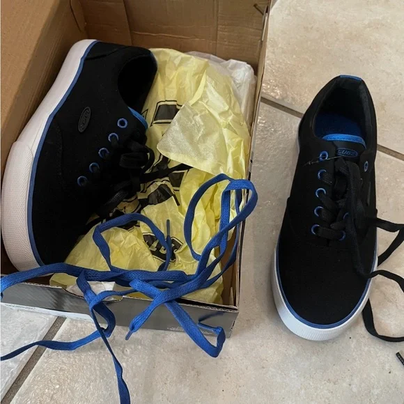 Black and Blue women’s Sneakers - Picture 3 of 3
